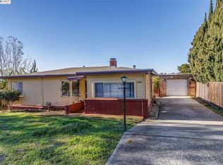 17987 Beardsley St, Castro Valley, CA 94546