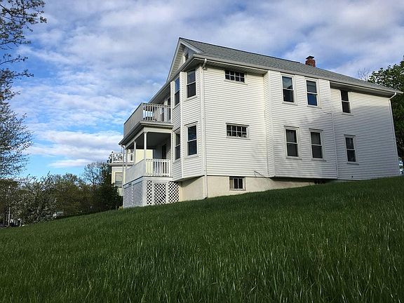 3rd image of 188 Furnace Brook Pkwy #1