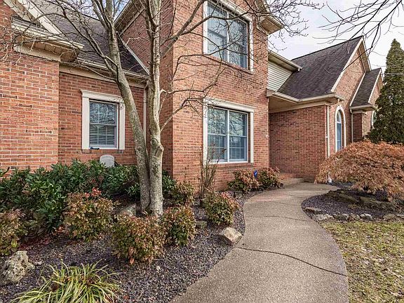 2nd image of 3088 Southern Trace Dr