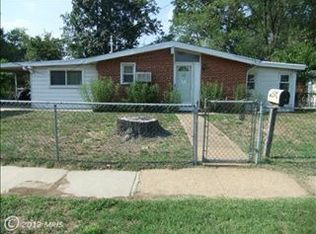 220 Gloucester Dr, Glen Burnie, MD