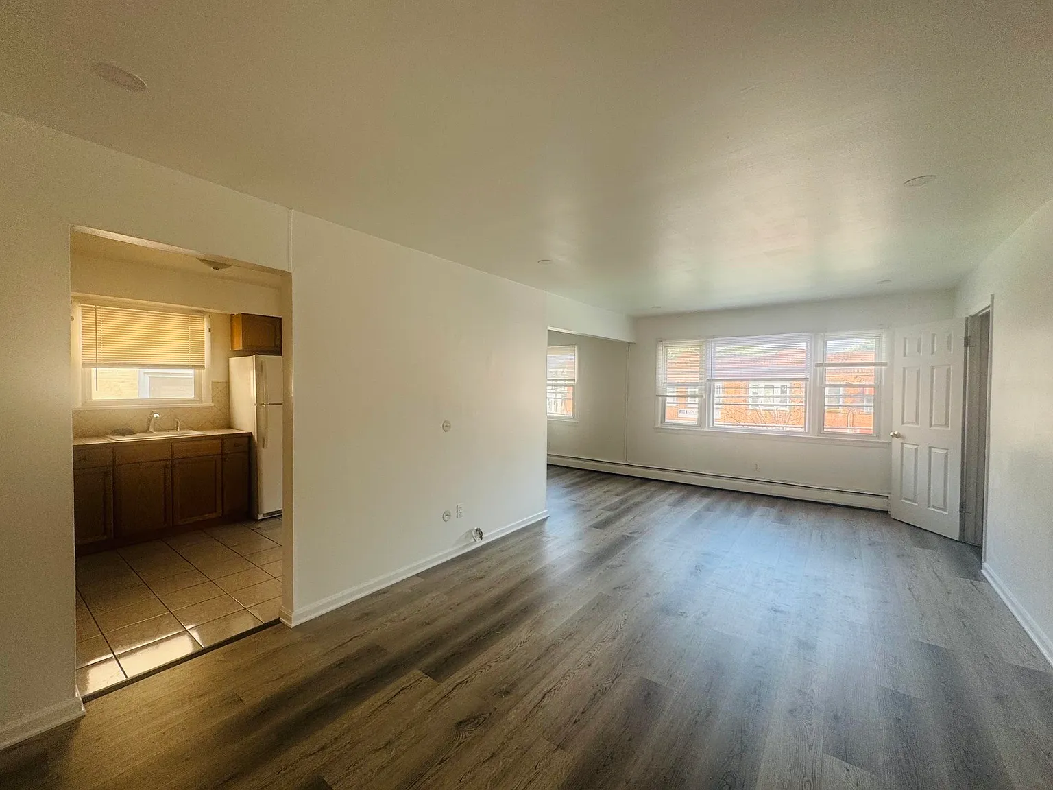 2 bed, 1.0 bath, $2,500 — Photo 4