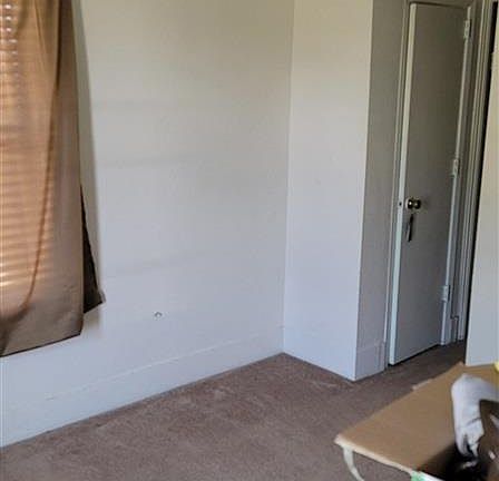 3rd image of 309 E Grand Ave