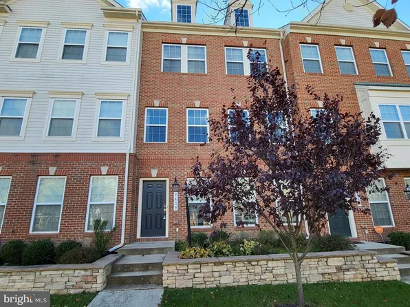 7439 Saint Margarets Blvd, Hanover, MD 21076
