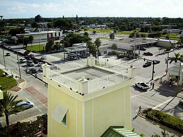 350 N Federal Hwy #702S — Photo 5
