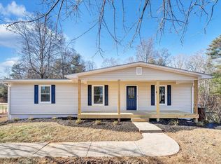 431 Rakes Rd, Rocky Mount, VA 24151
