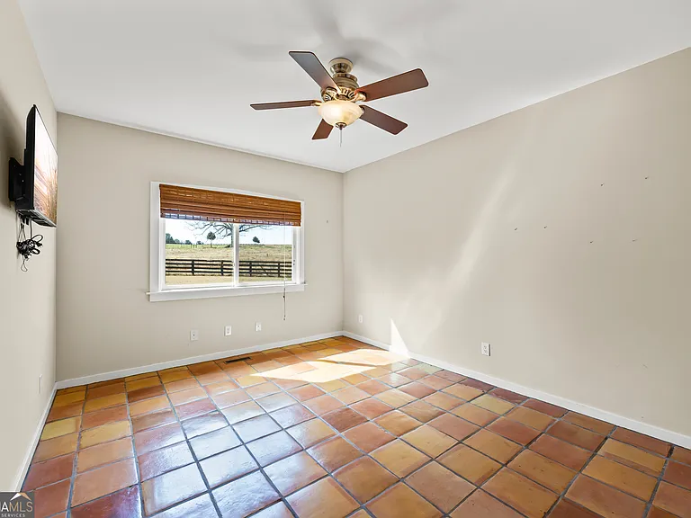 2223 Salem Rd — Photo 51
