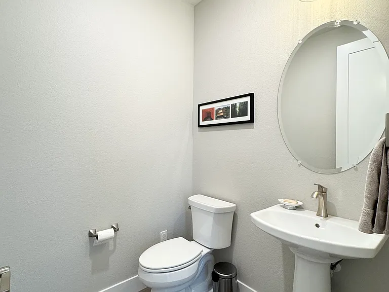 1628 Huntley Trl — Photo 33