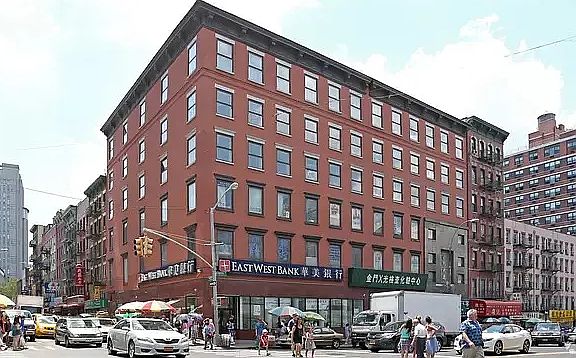 2nd image of 210 Canal St Room 509