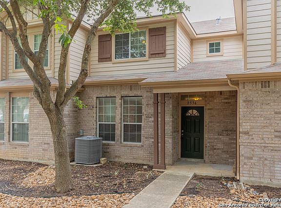 3rd image of 2536 Grayson Way