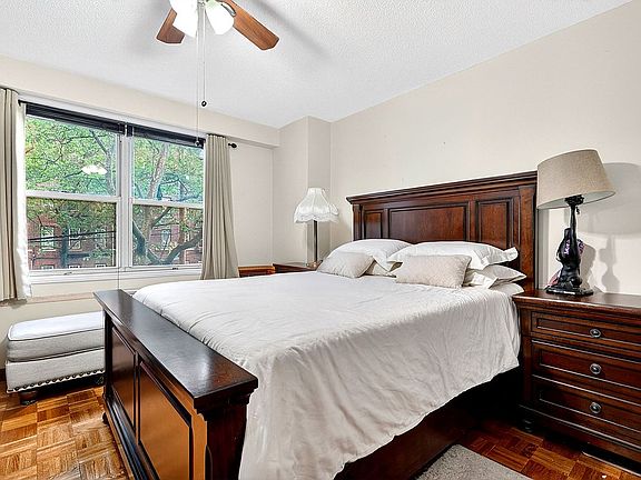 5th image of 2550 Olinville Ave APT 2H