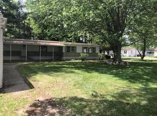 896 Cherokee Dr, Coldwater, MI 49036