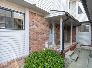 8495 Pepper Ridge Dr, Grand Blanc, MI 48439