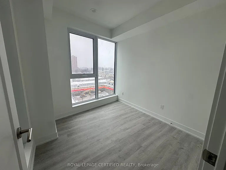 25 Cordova Ave #605 — Photo 10