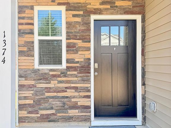 2nd image of 1374 37th Avenue Ln NE