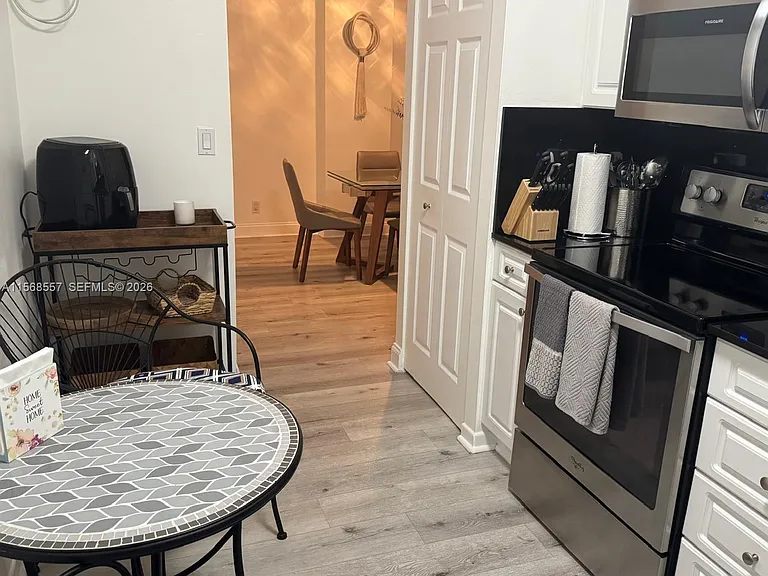 6770 Indian Creek Dr #5C — Photo 17