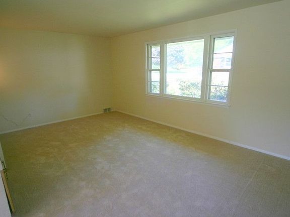 2nd image of 6608 Independence Ave