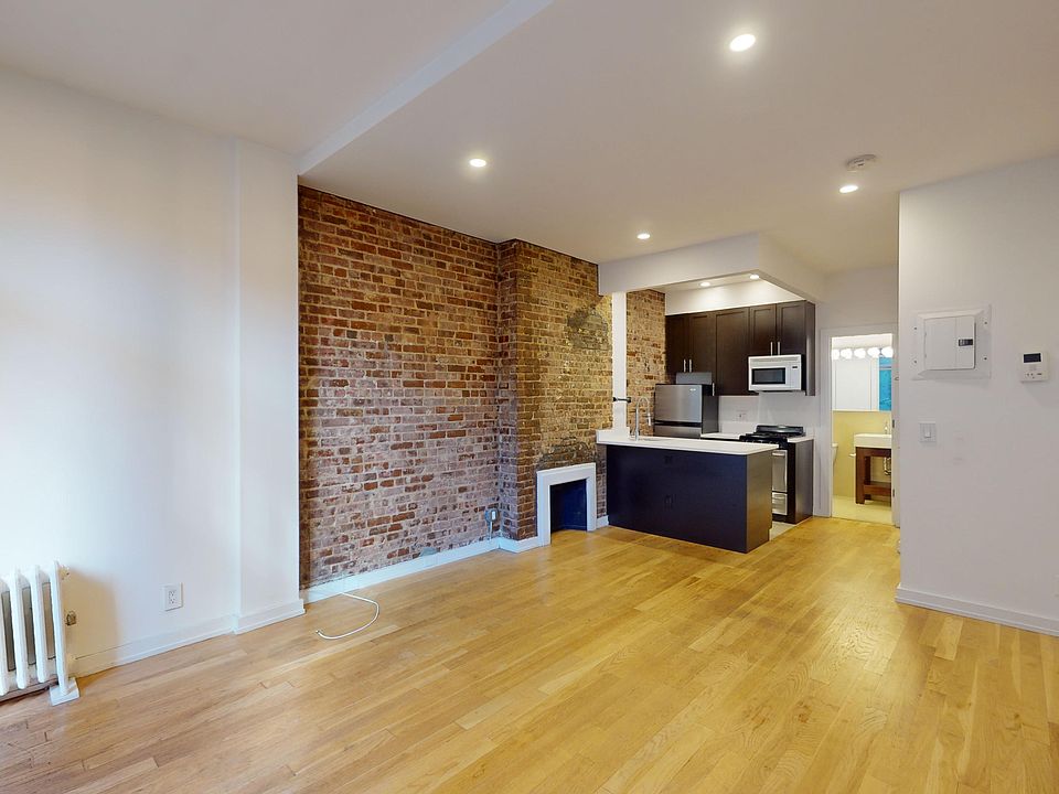 1st image of 218 E 84th St APT 3D