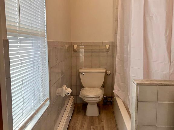 5th image of 21-46 73rd St Floor 2