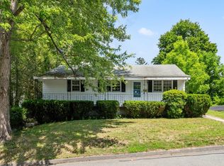 66 Vincent Ave, Worcester, MA 01603