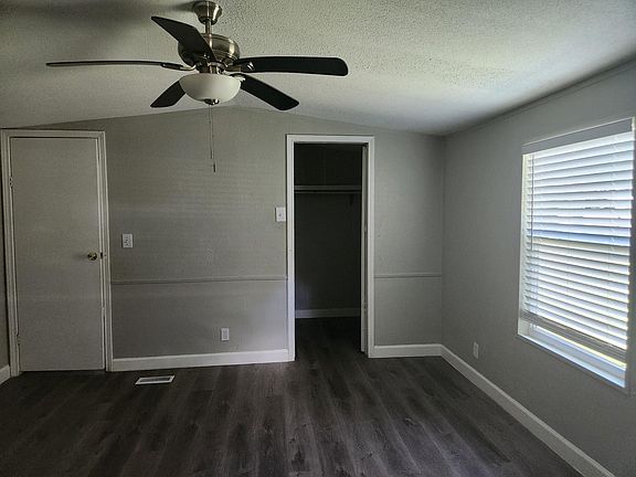 5th image of 29415 Inverness Dr