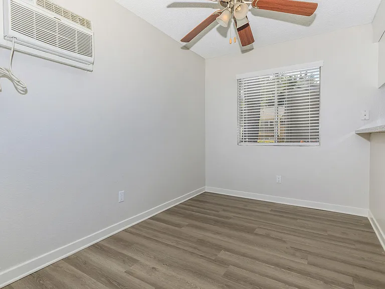 Tamarack Woods Apartment Homes — Photo 20
