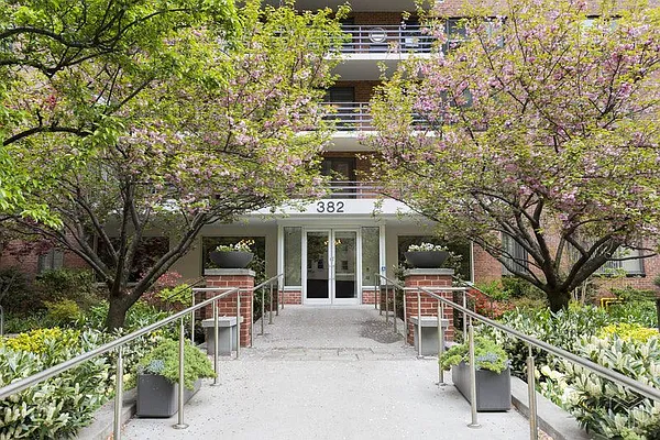 Rented by Halstead Real Estate | media 14