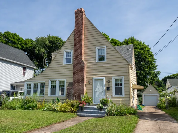 47 Tuttle Place, East Haven, CT 06512