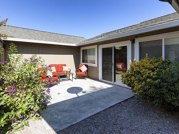 5th image of 606 Martinique Ct