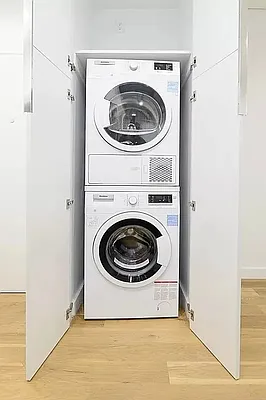 Rented by REAL New York | media 52