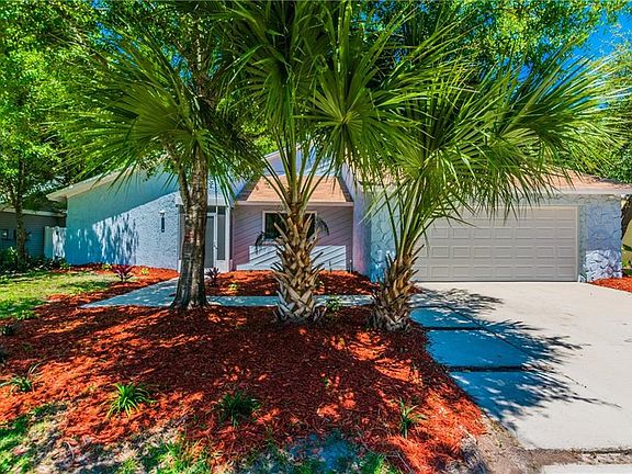 3rd image of 4407 Summer Oak Dr
