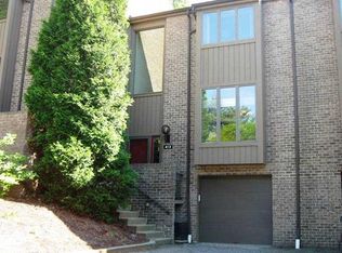 413 Hemlock Ct, Pittsburgh, PA