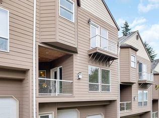 2627 NE Rocky Butte Rd, Portland, OR 97220