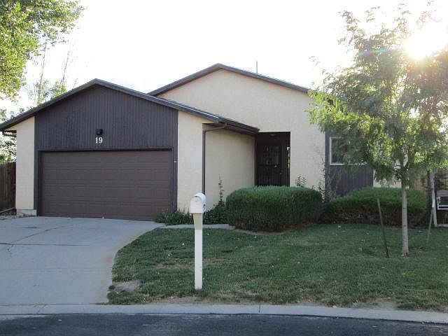 1st image of 19 Terrace Dr