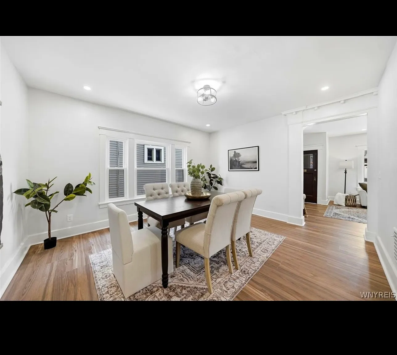 2 bed, 1130 sqft, $1,700 — Photo 3