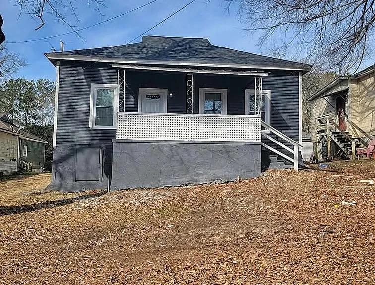 118 Addie St — Photo 1
