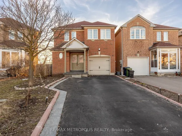 113 Highhill Dr, Toronto, ON M1T 1N8