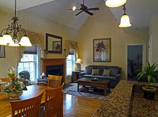 9 Sonoma Ln, Middletown, CT 06457