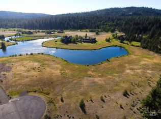 39A Wakerrobin, McCall, ID 83638