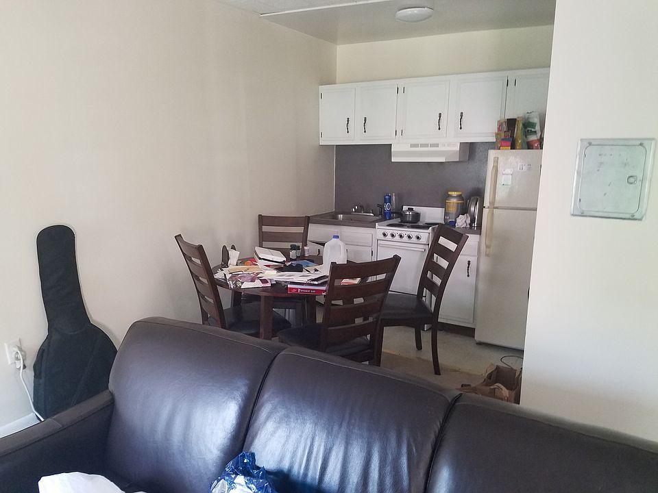 2nd image of 1200 Beacon St #3F