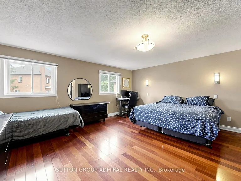 119 Mountbatten Rd — Photo 16
