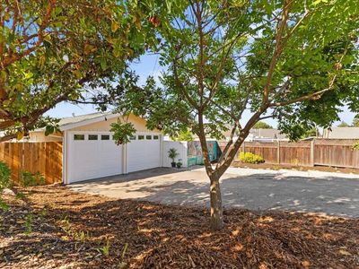 7042 Fellers Lane, Sebastopol, CA, 95472