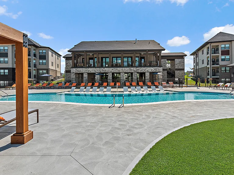 Resort-style Pool