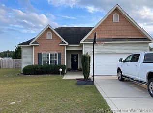 140 Sandstone Dr, Raeford, NC 28376