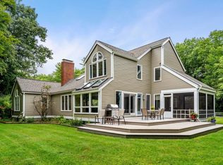 8 Brick Mill Rd, Bedford, NH 03110