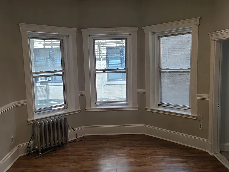 38 Hemenway St #8 — Photo 12