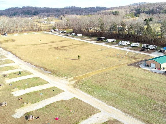 5th image of 4065 Copper Creek Rd