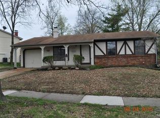 959 Tree Trails Ln, Fenton, MO 63026