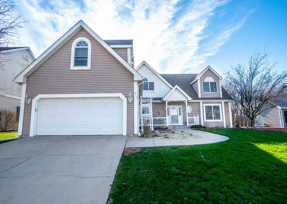 1st image of 2710 Forest Park Dr