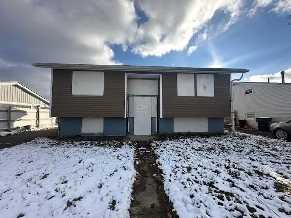 3997 Briggs Rd, Columbus, OH 43228