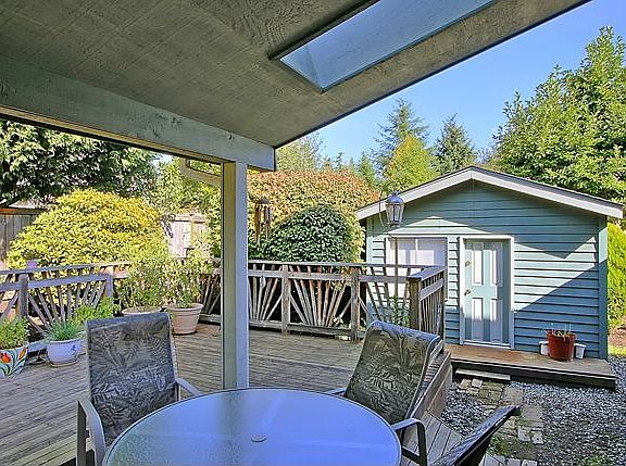 More pictures and desc. go to: http://www.windermere.com/tid194710 